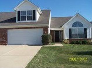 1167 Vicksburg South Dr, Greenwood, IN 46143