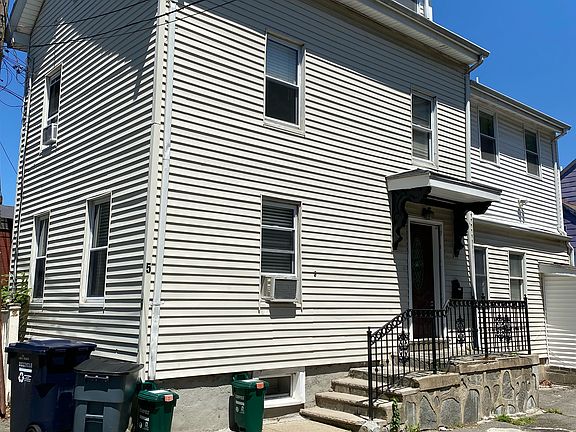 3rd image of 5 Dickinson St #5