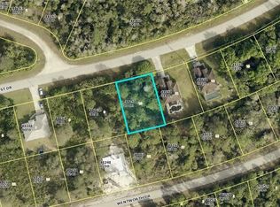 663 Woodcrest Dr, Lehigh Acres, FL 33972