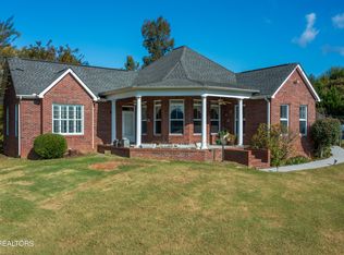 2203 Big Gully Rd, Maryville, TN 37801