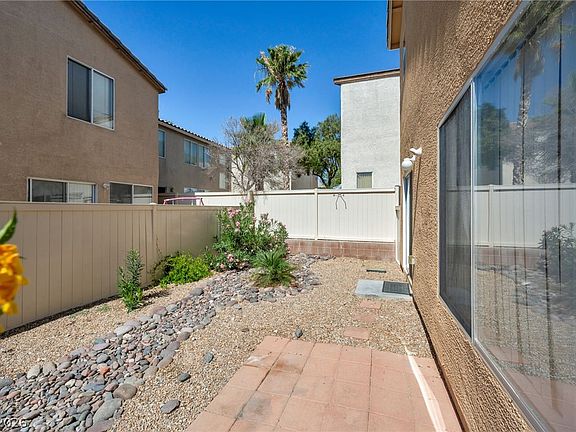 4th image of 9519 Milkweed Canyon Ave