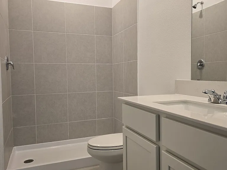 4822 Katrina Dr — Photo 6