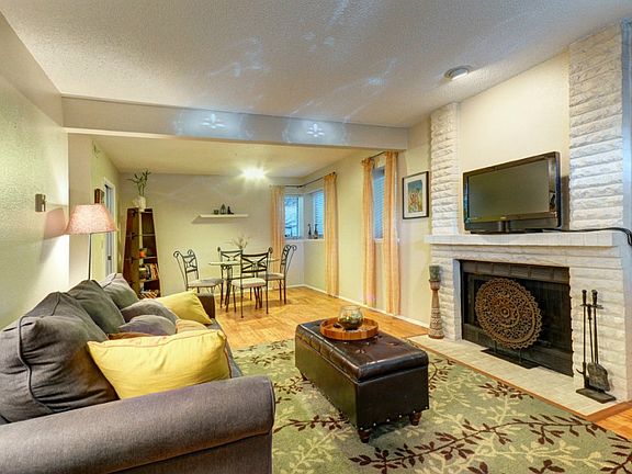 2nd image of 406 10th St APT C101