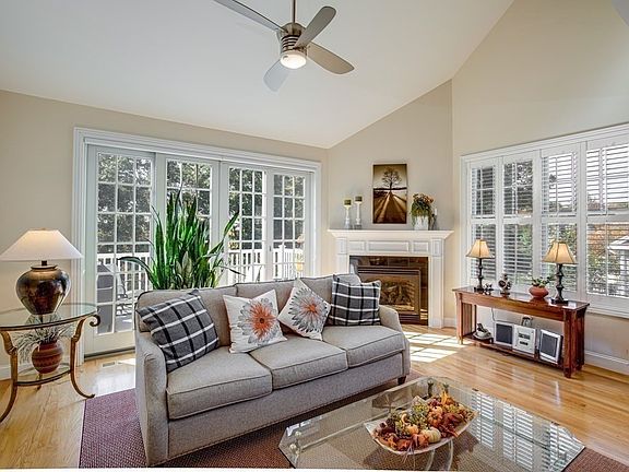2nd image of 9 Riverview Hts #48
