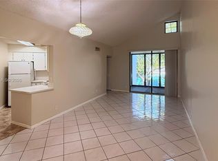 216 Lake Pointe Dr APT 217, Oakland Park, FL 33309