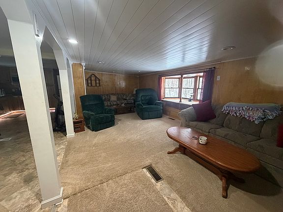 4th image of 659 Birch Run Rd