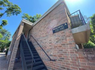 1747 S Hawthorne Rd, Winston Salem, NC 27103