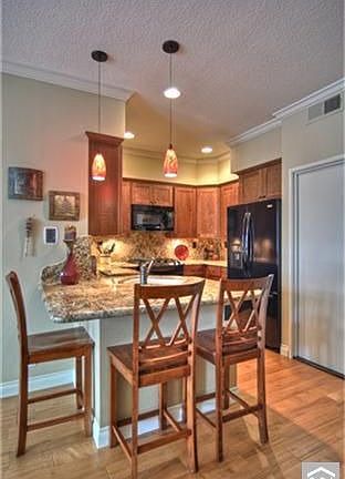 5th image of 27526 Jasmine Ave
