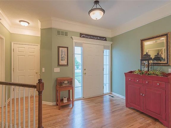 2nd image of 13895 Station Dr