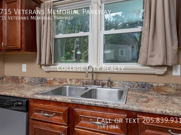 2715 Veterans Memorial Pkwy — Photo 29