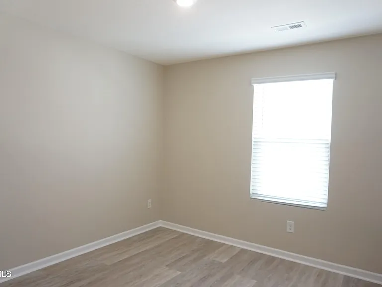1023 Saylors Pl — Photo 12