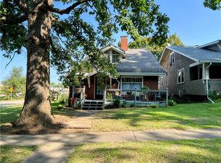 90 W Fairview Pl, Decatur, IL 62522