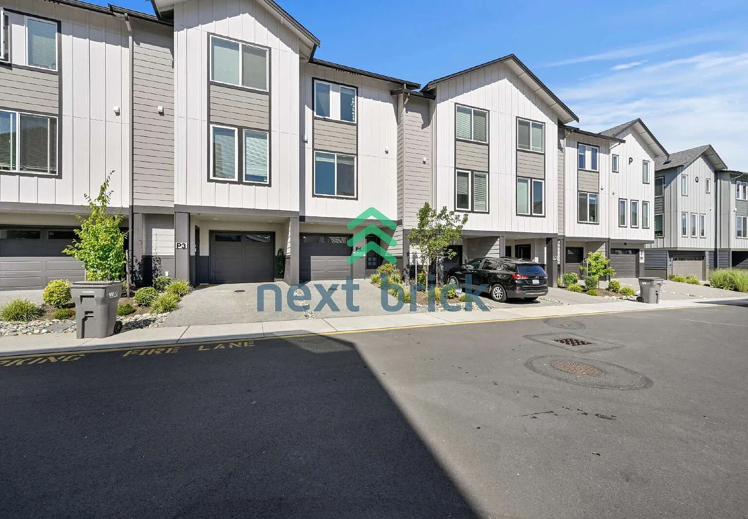 Modern Corner Townhome | 2 Bed + Flex Room | 2.5 Bath | Mountain Views — Photo 1