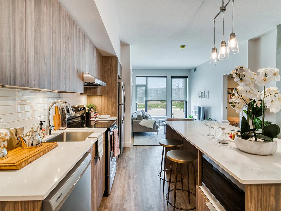 80 Seton Park SE