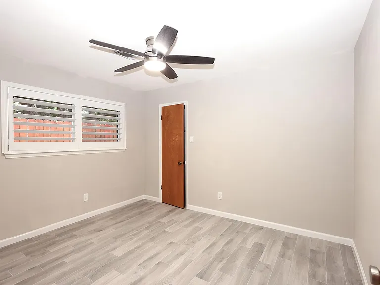 8335 Langdon Ln — Photo 6