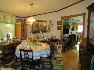 1040 Skyline Hwy, Galax, VA 24333