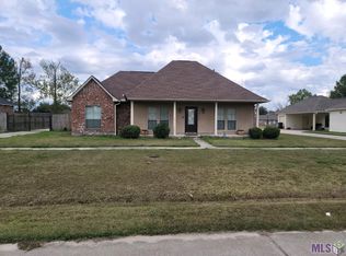 2112 S Richland Ave, Gonzales, LA 70737