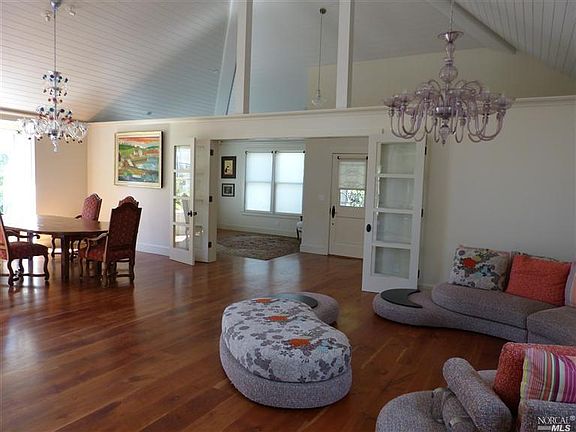 2nd image of 30 Buena Vista Ave