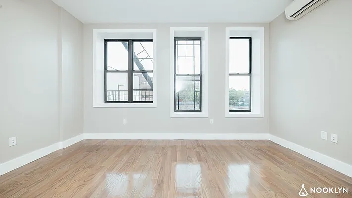 Rented by Nooklyn NYC LLC | media 13