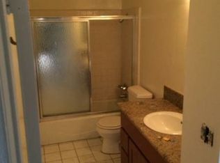 545 W 14th St APT 13, San Pedro, CA 90731