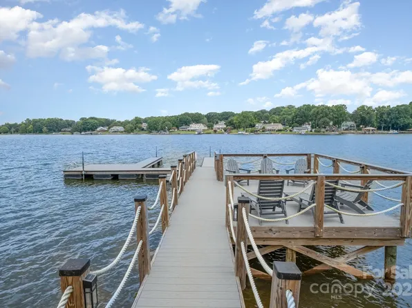 308 Ponderosa Cir, Mooresville, NC 28117