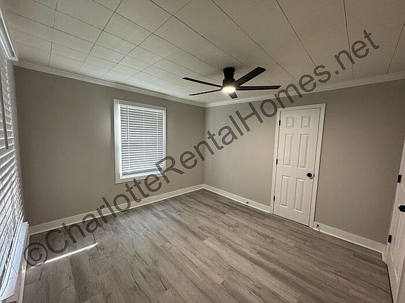 3rd image of 701 Hillsdale Dr