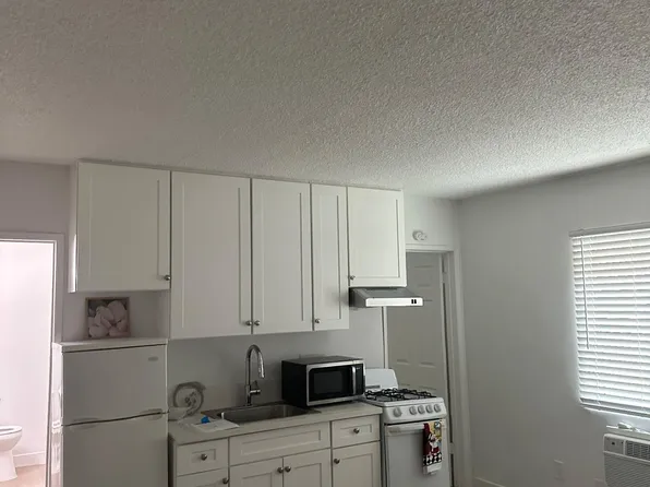 7744 Reseda Blvd #18, Reseda, CA 91335