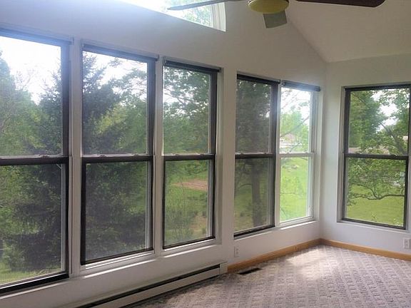 3rd image of 48 Holland Ave