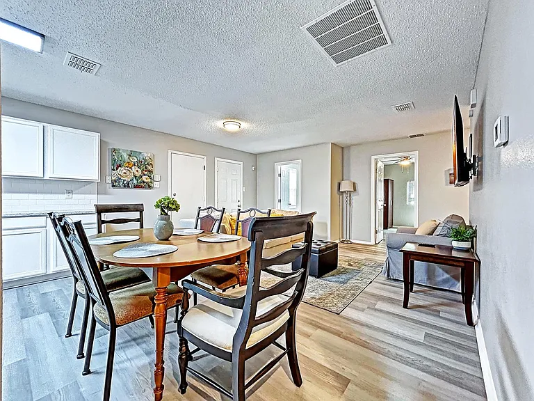 1532 Golden Grass Dr — Photo 6