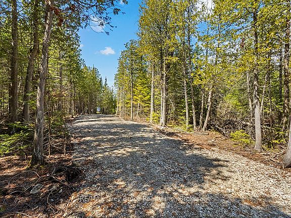 5th image of 916 Dorcas Bay Rd