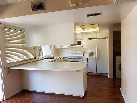 5th image of 7082 Coral Gables Cir