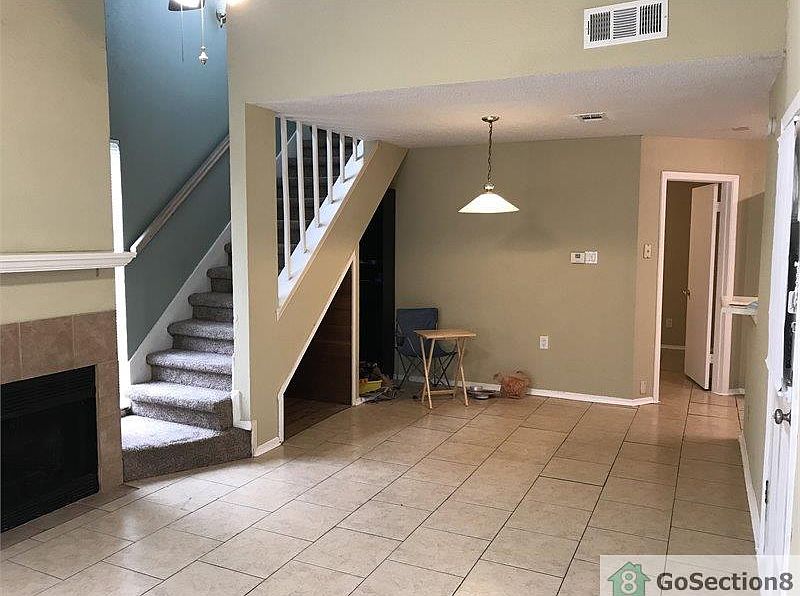 1st image of 9835 Walnut St #205