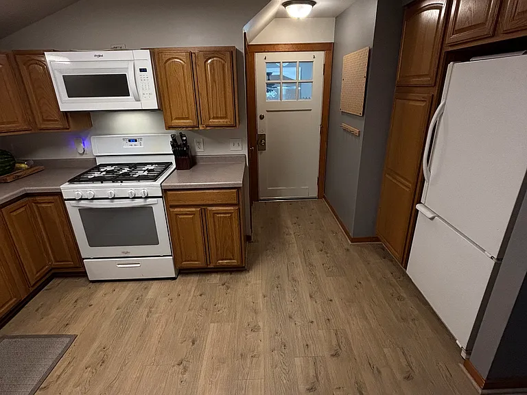 1510 Summit Ave #A — Photo 4