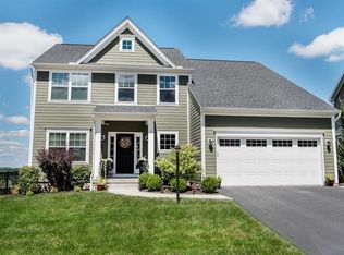 213 Pinnacle Ct, Valencia, PA 16059