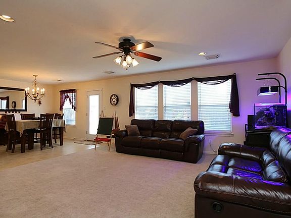 5th image of 16402 Kendons Way Ln