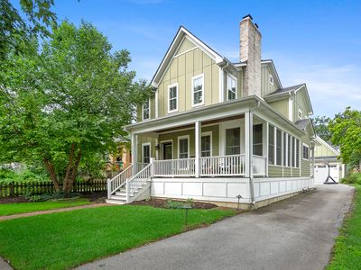 4924 Linscott Ave, Downers Grove, IL, 60515