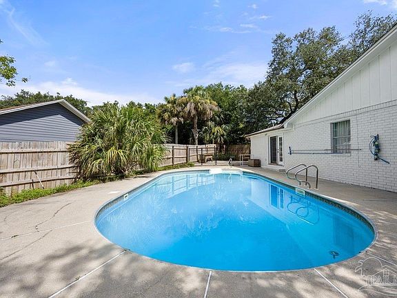 3rd image of 1308 Whisper Bay Blvd