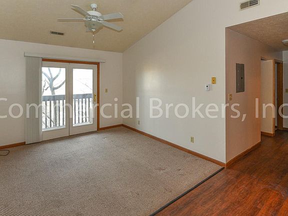 2nd image of 428 S Chauncey Ave APT 2