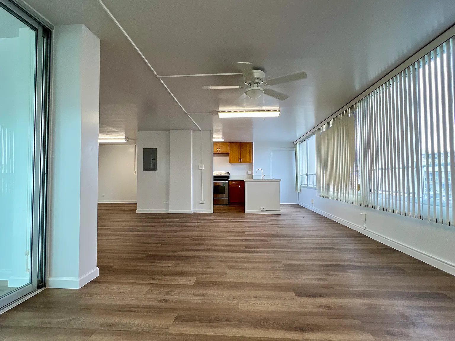 2 bed, 1035 sqft, $3,095 — Photo 4