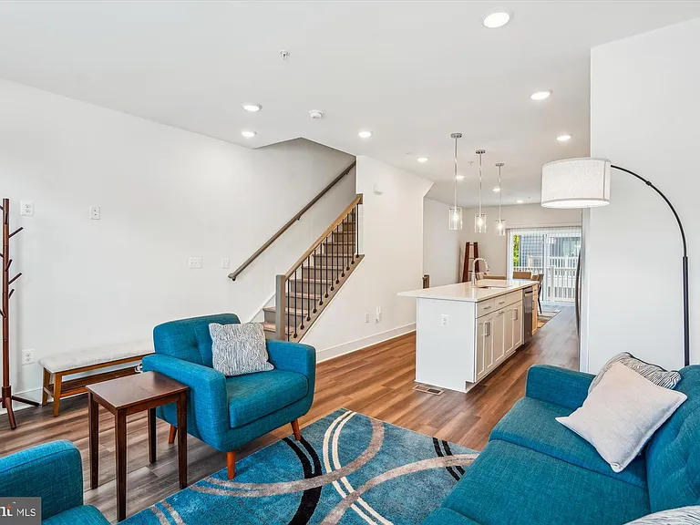 845 King Farm Blvd — Photo 16