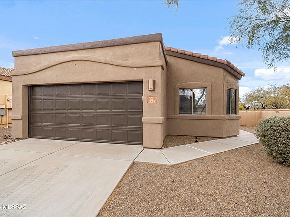 2nd image of 325 E Placita Nubes Blancas