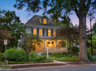 3419 Raymond St, Chevy Chase, MD 20815