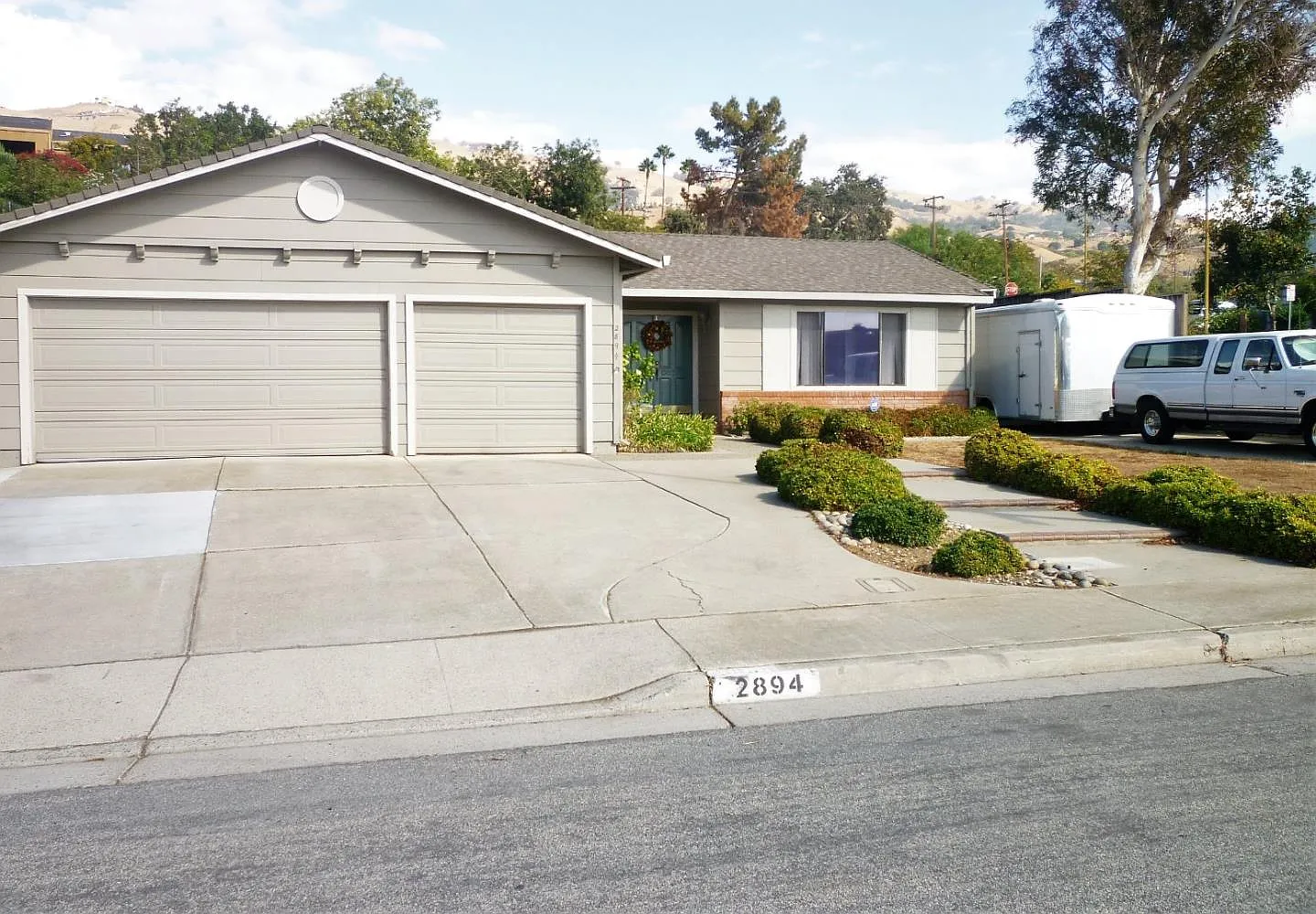 2894 Norcrest Dr photo 1