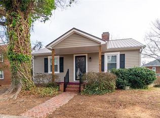 706 Taylor St, Eden, NC 27288
