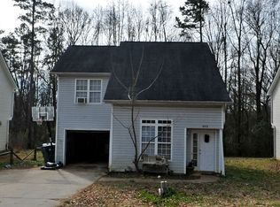 3722 Lake Rd, Charlotte, NC 28269