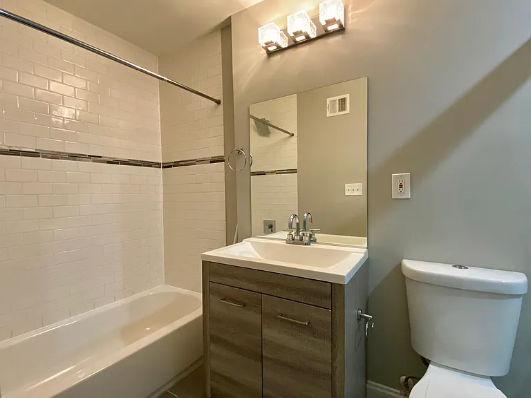 304 S Conkling St — Photo 18