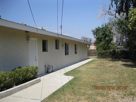 3rd image of 935 Western Ave