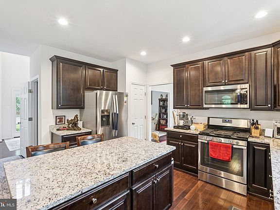 4th image of 34 Serene Hills Dr