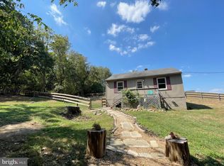 18390 Silcott Springs Rd, Purcellville, VA 20132