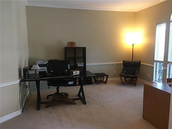 4th image of 3008 Normandy Dr